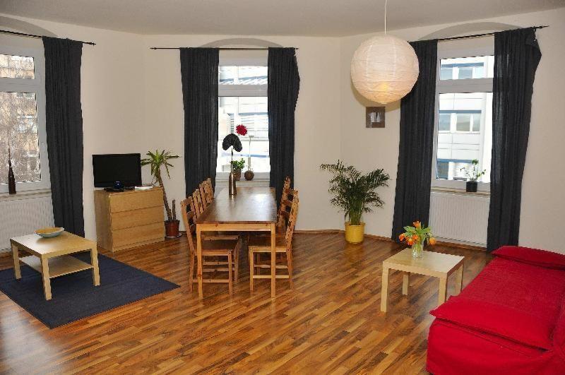 Grosse-Fewo-Dresden-Neustadt-Zentrum-L9 外观 照片